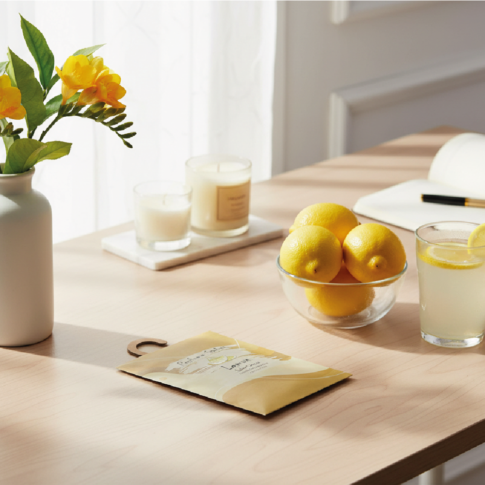 Sobre Perfumado Lifie Season 20g Armario Cajones  | Limon